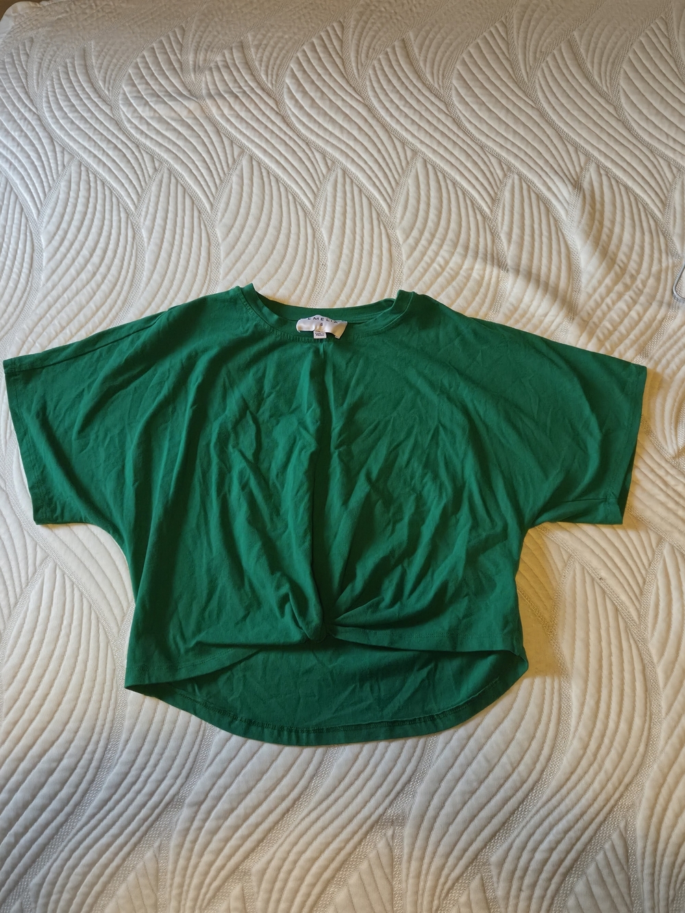 Thick Emelia Green Twisted Front Cropped Tee